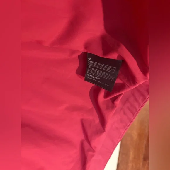 Lululemon Rain Rebel Jacket•Waterproof Long Coat•Pomegranate•FLAWLESS•Sz 10 - Picture 12 of 16